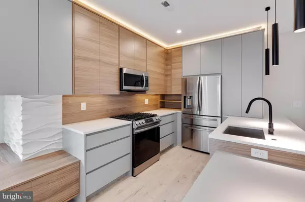 Philadelphia, PA 19145,1601 S 22ND ST #2