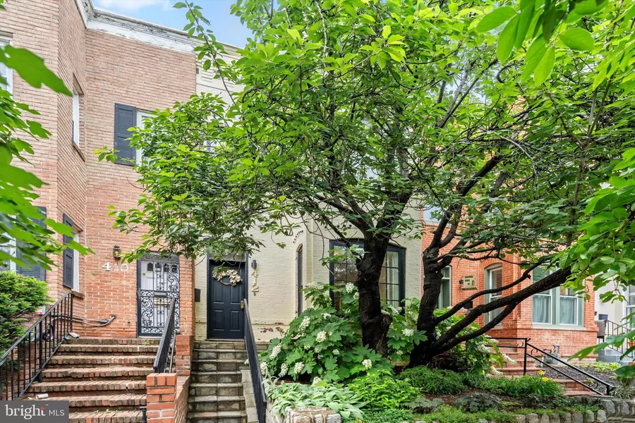 412 G ST NE, Washington, DC 20002