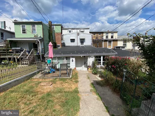 Ashland, PA 17921,1222 CENTRE ST