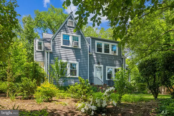 Takoma Park, MD 20912,722 KENNEBEC AVE