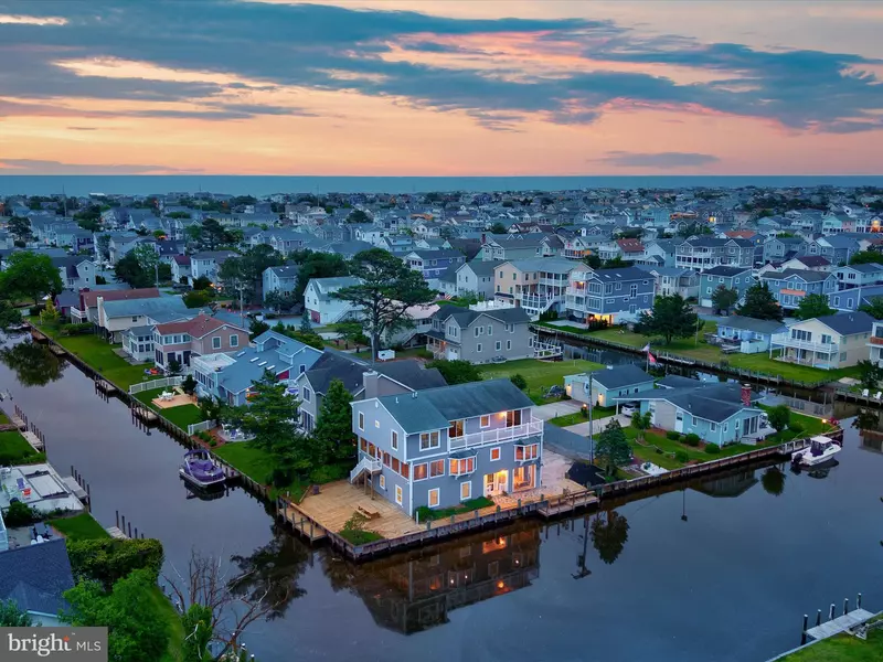 163 PETHERTON DR, South Bethany, DE 19930