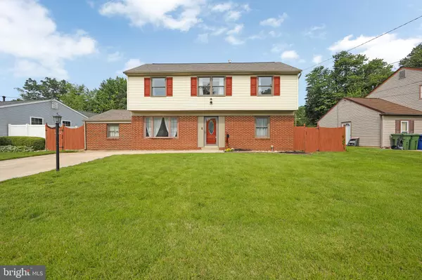 Marlton, NJ 08053,13 BRIARCLIFF RD