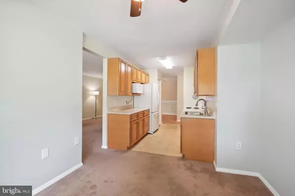 Gaithersburg, MD 20877,458 GIRARD #104 ST