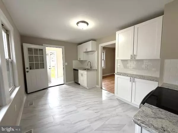 Ewing, NJ 08638,2222 SPRUCE ST