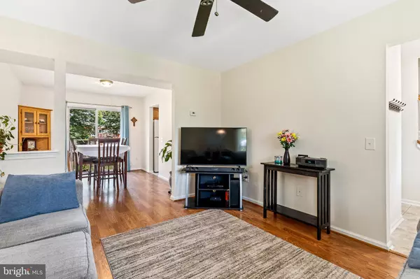 Herndon, VA 20171,13410 WHALEY CT