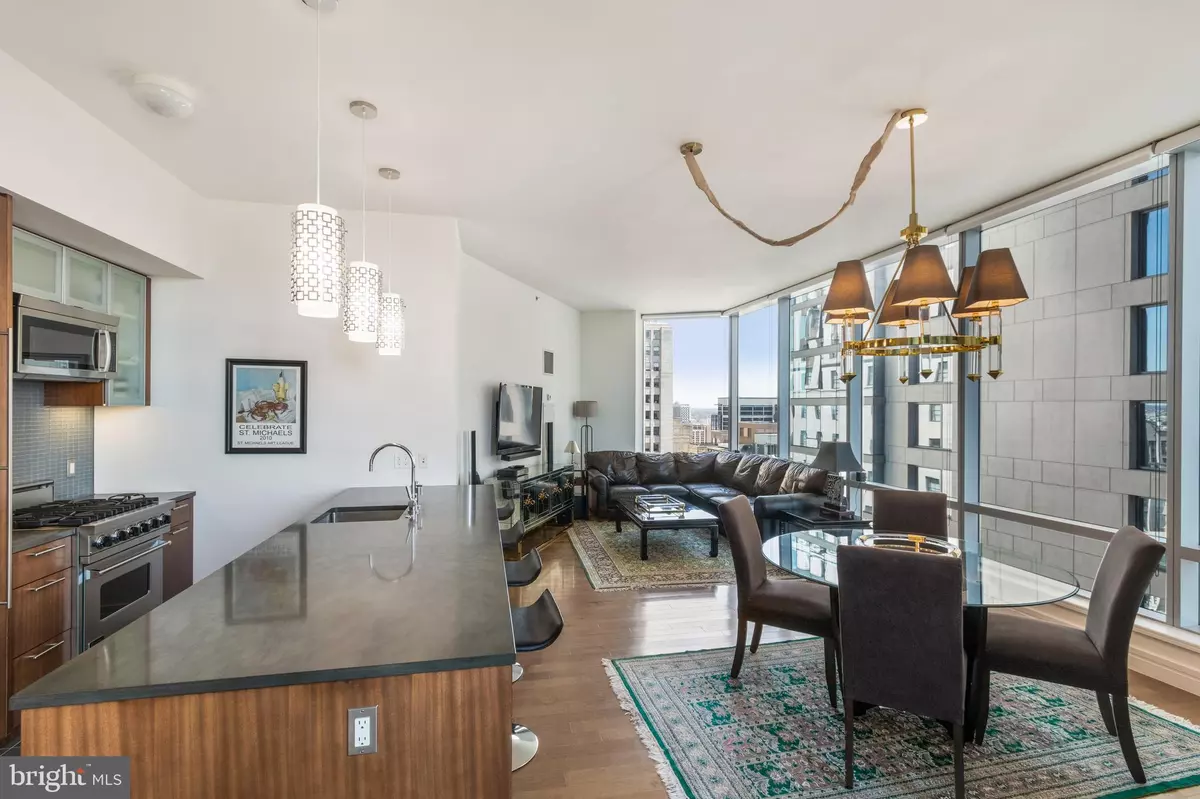 Philadelphia, PA 19102,1414 S PENN SQ #28A