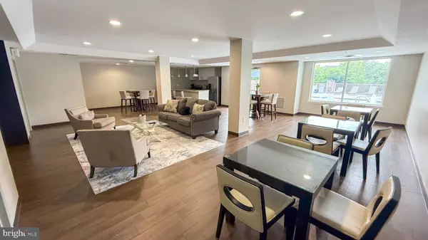 Alexandria, VA 22312,6301 EDSALL RD #224