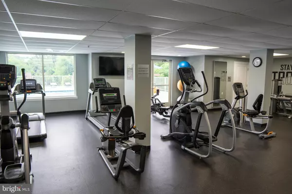 Alexandria, VA 22312,6301 EDSALL RD #224