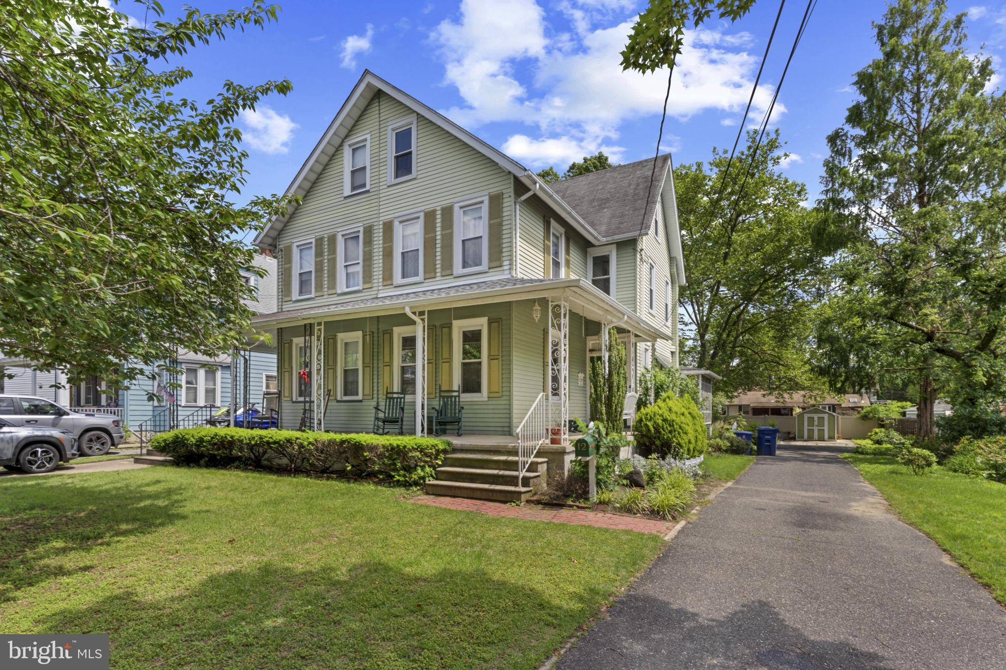 Palmyra, NJ 08065,12 E CHARLES ST