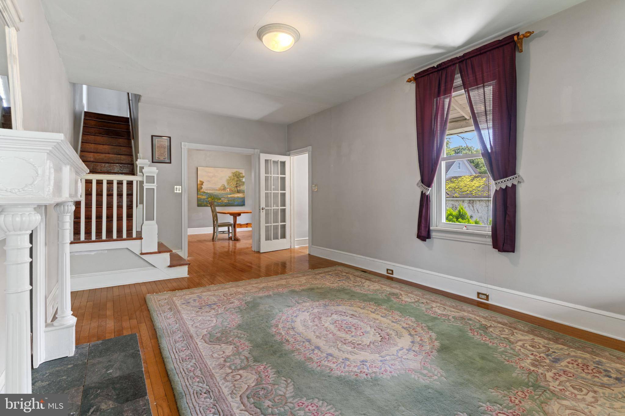 12 E CHARLES ST, Palmyra, NJ 08065