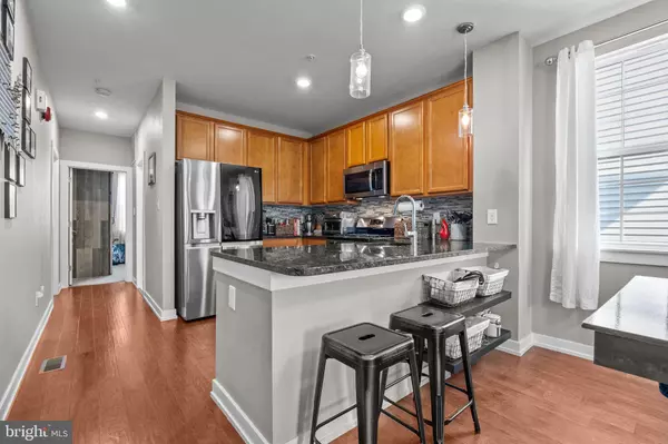 Bensalem, PA 19020,135A EQUESTRIAN ROW