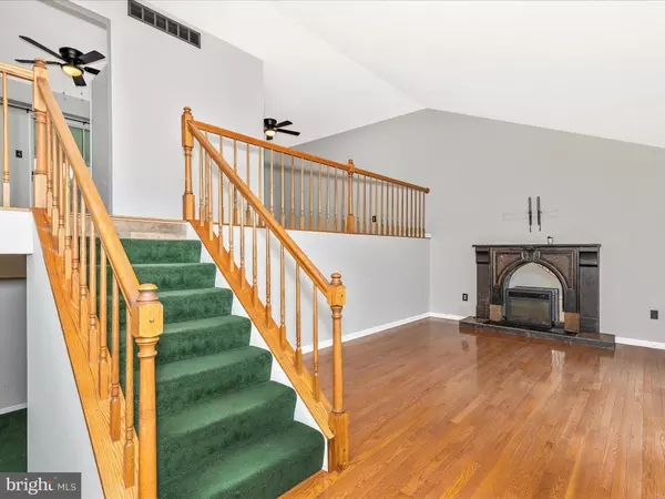 Taneytown, MD 21787,14 TANEY CT