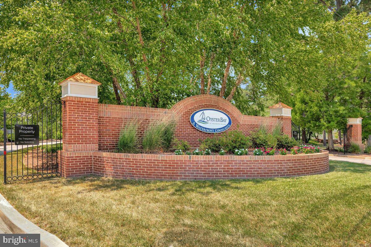 Solomons, MD 20688,13730 CAPTAINS CT #A2