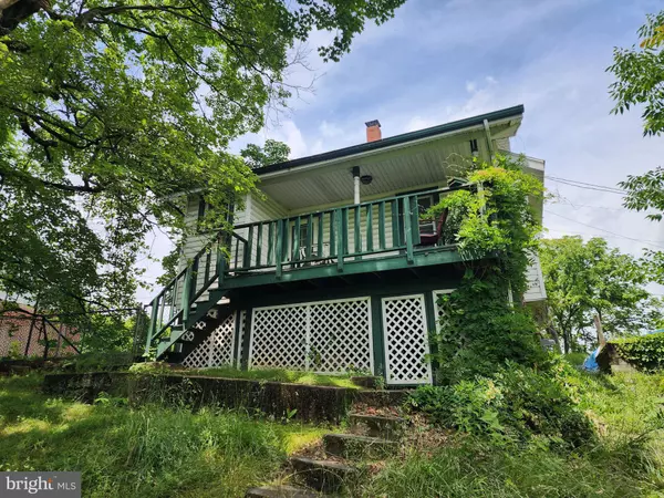 Ridgeley, WV 26753,30 CLUBHOUSE LN