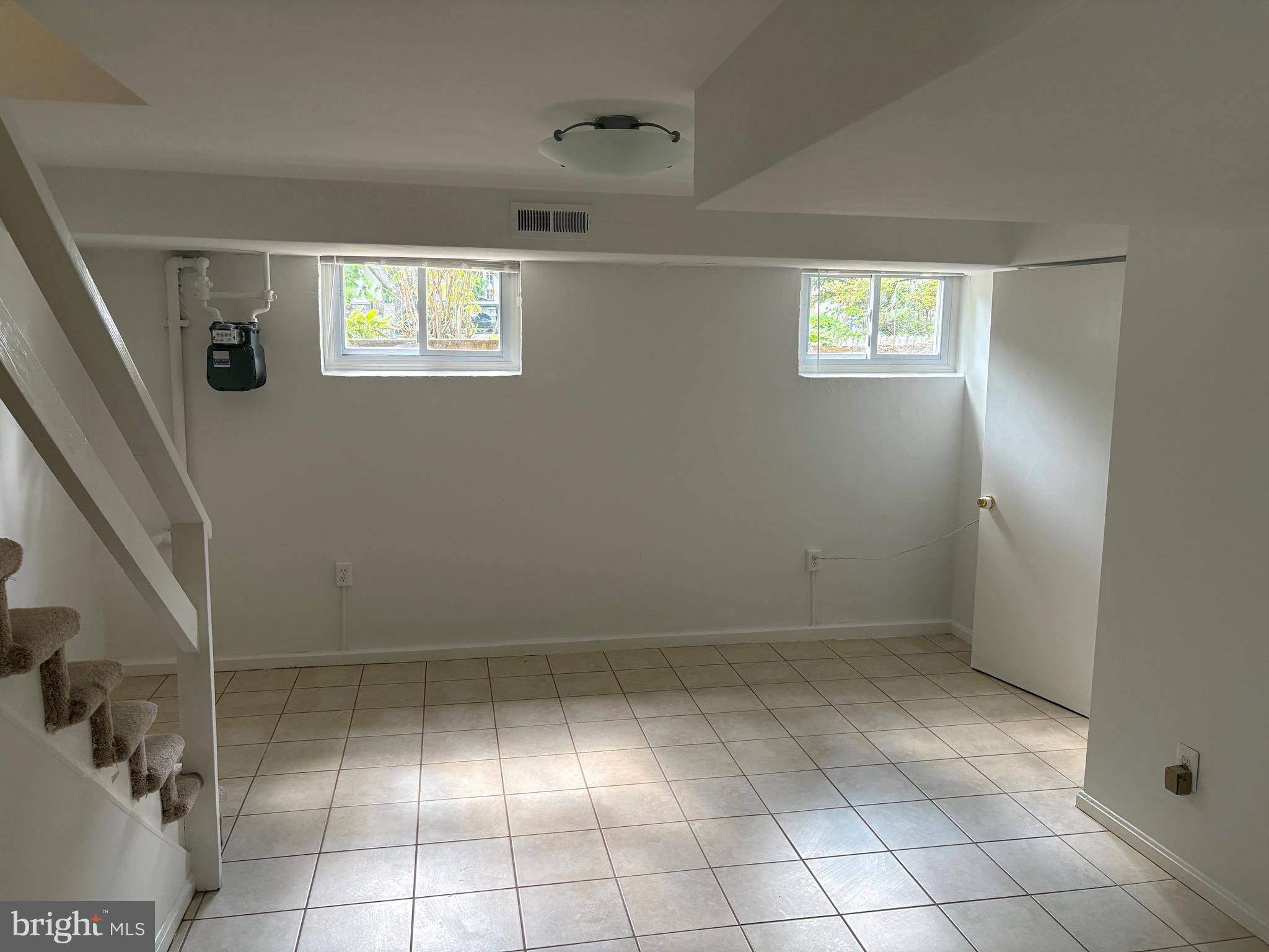 Washington, DC 20015,5323 42ND ST NW