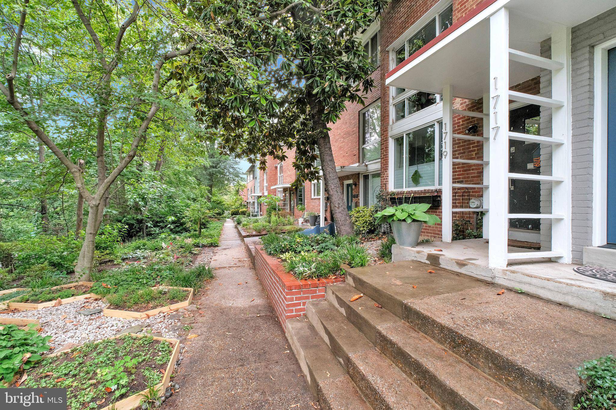 Washington, DC 20009,1717 HARVARD ST NW