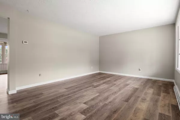 York, PA 17406,3775 BOARD RD