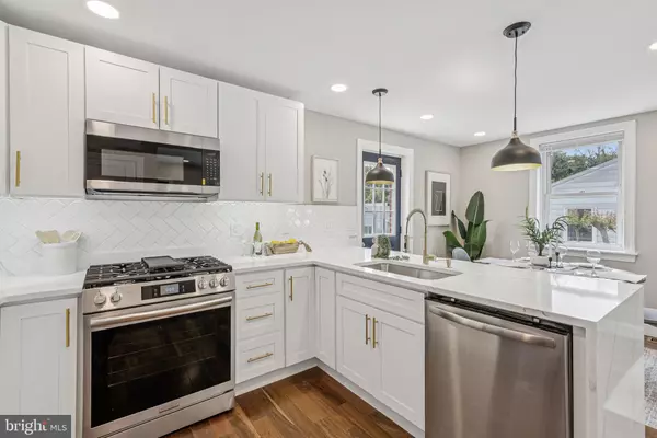 Catonsville, MD 21228,304 MAIDEN CHOICE LN