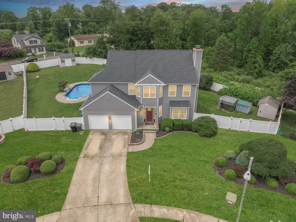 Sewell, NJ 08080,3 HOLLYBROOK CT