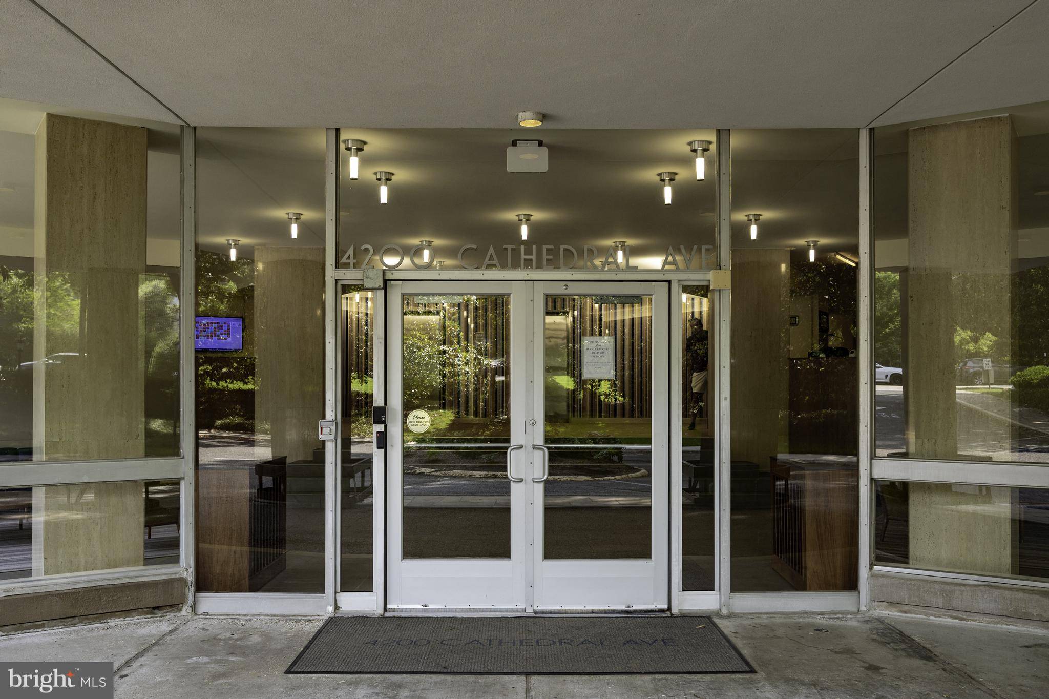 Washington, DC 20016,4200 CATHEDRAL AVE NW #615