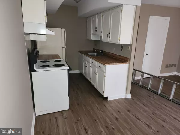 Dover, DE 19904,86 VILLAGE DR