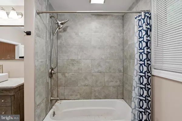 Vineland, NJ 08360,659 W FOREST GROVE RD