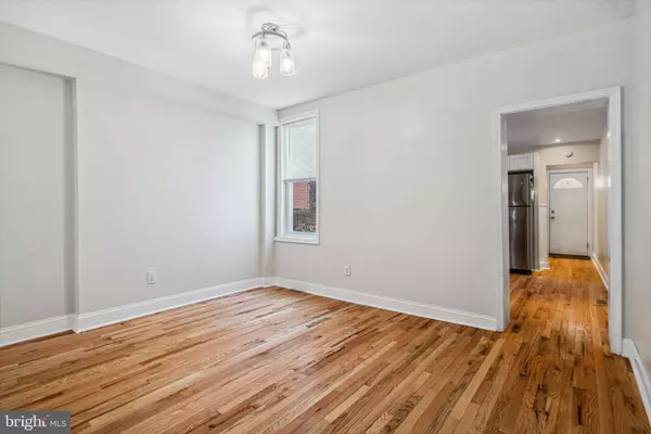 Philadelphia, PA 19135,7206 HEGERMAN ST
