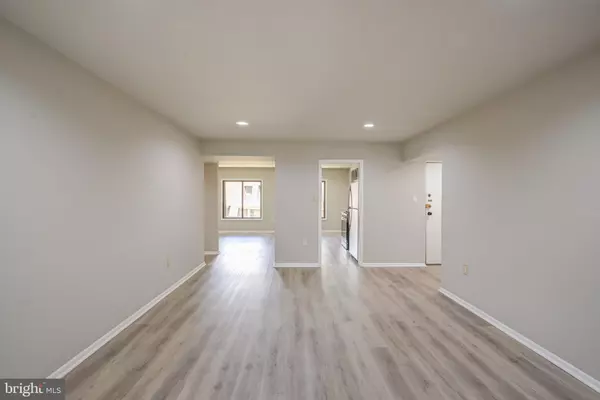 Columbia, MD 21044,5241 W RUNNING BROOK RD #302