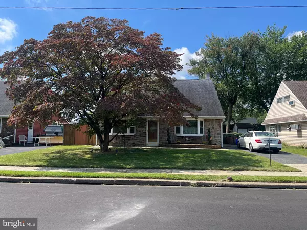 2842 NORMANDY DR, Philadelphia, PA 19154