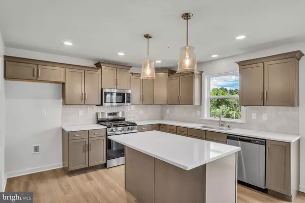 Mechanicsburg, PA 17055,2141 S AUTUMN CHASE DRIVE #021-004