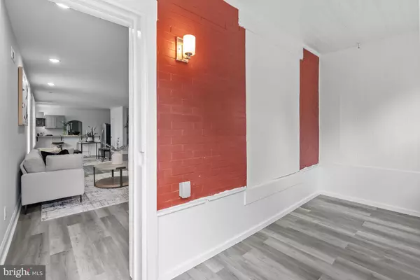 Philadelphia, PA 19143,5355 OSAGE AVE