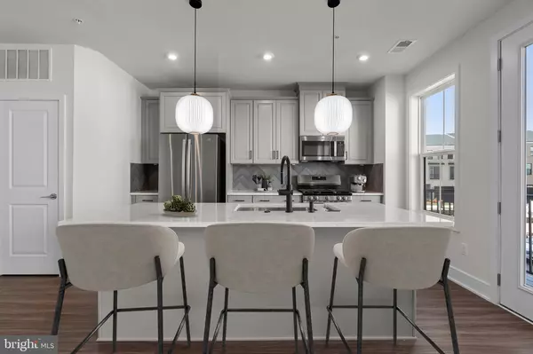 43294 FARRINGDON SQ, Broadlands, VA 20148