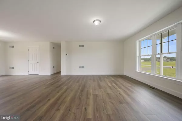 Ellendale, DE 19941,26354 MEADOW LN