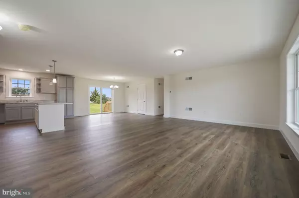 Ellendale, DE 19941,26354 MEADOW LN