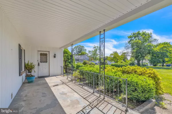 Oaks, PA 19456,215 YOCUM RD