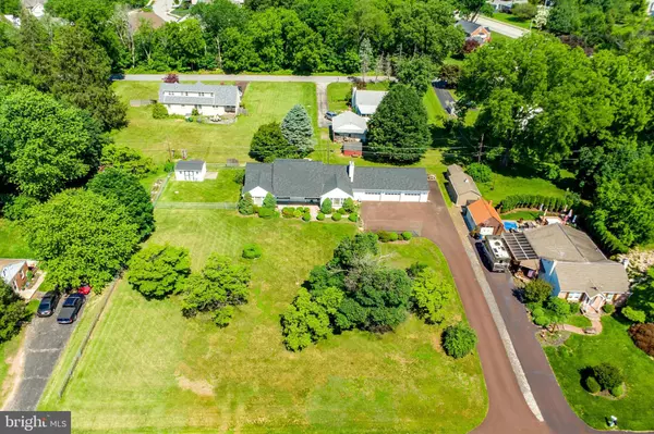 Oaks, PA 19456,215 YOCUM RD