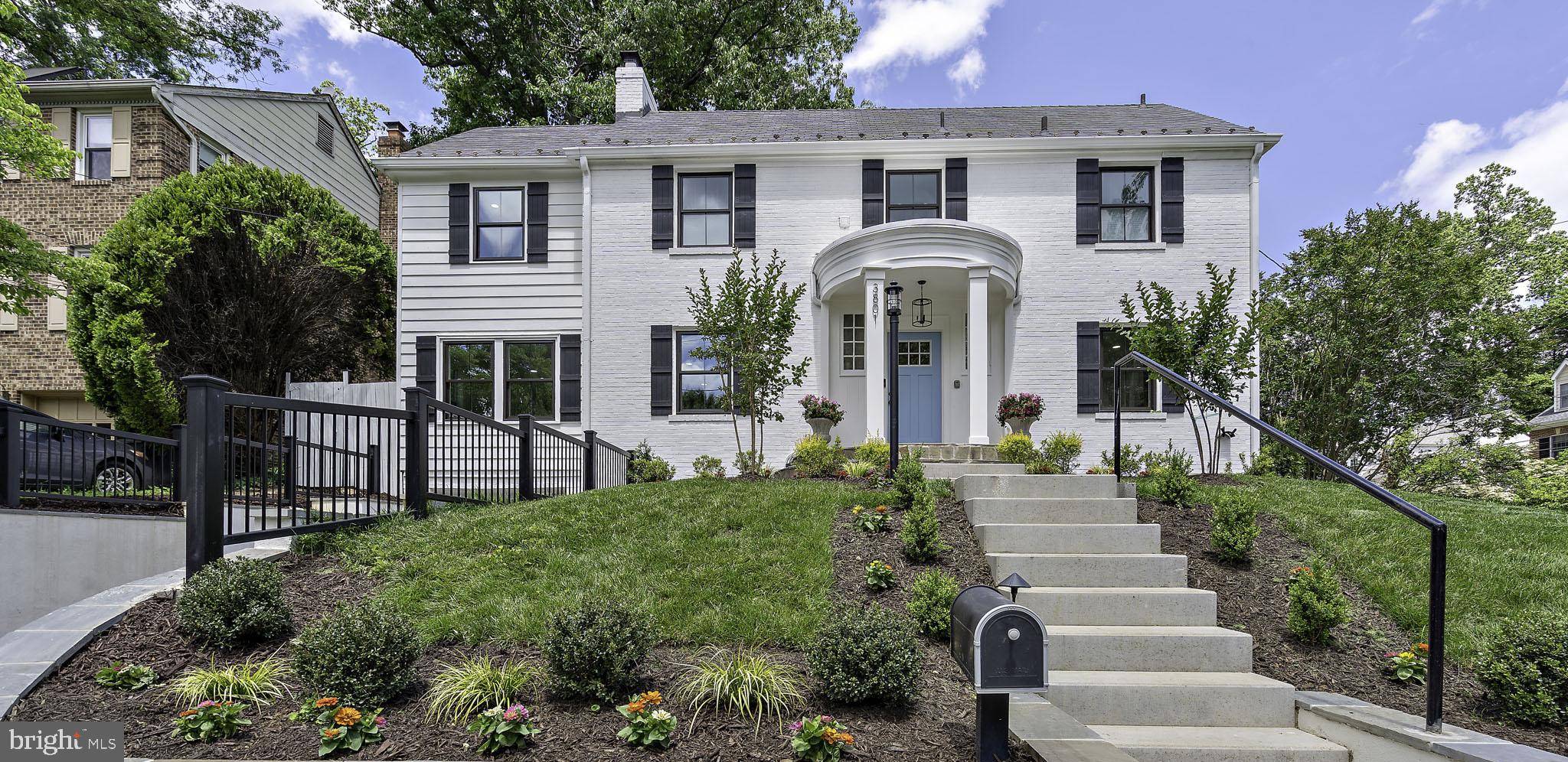3801 LORCOM LN N, Arlington, VA 22207