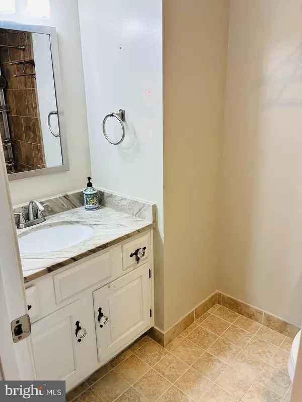 Fairfax, VA 22032,5431 PLYMOUTH MEADOWS CT