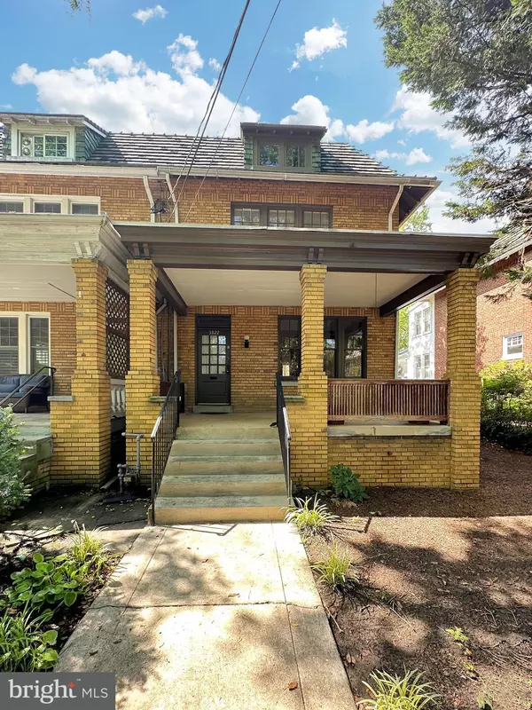Washington, DC 20016,3822 VEAZEY ST NW