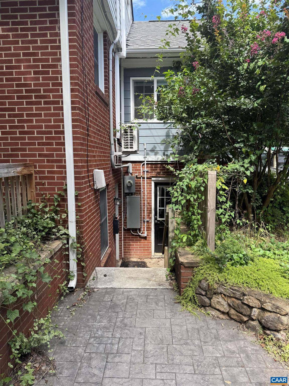 Charlottesville, VA 22903,506 HANOVER ST #B