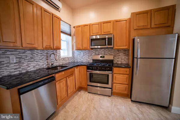 Philadelphia, PA 19146,404 S 22ND ST #2F