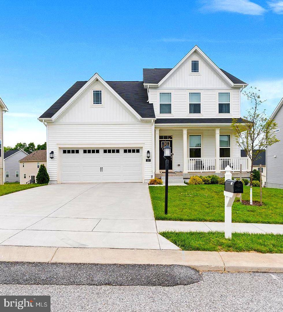 325 HICKORY RIDGE CIR, York, PA 17404