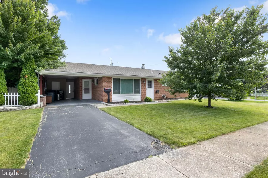 728 GUNNISON RD, York, PA 17404