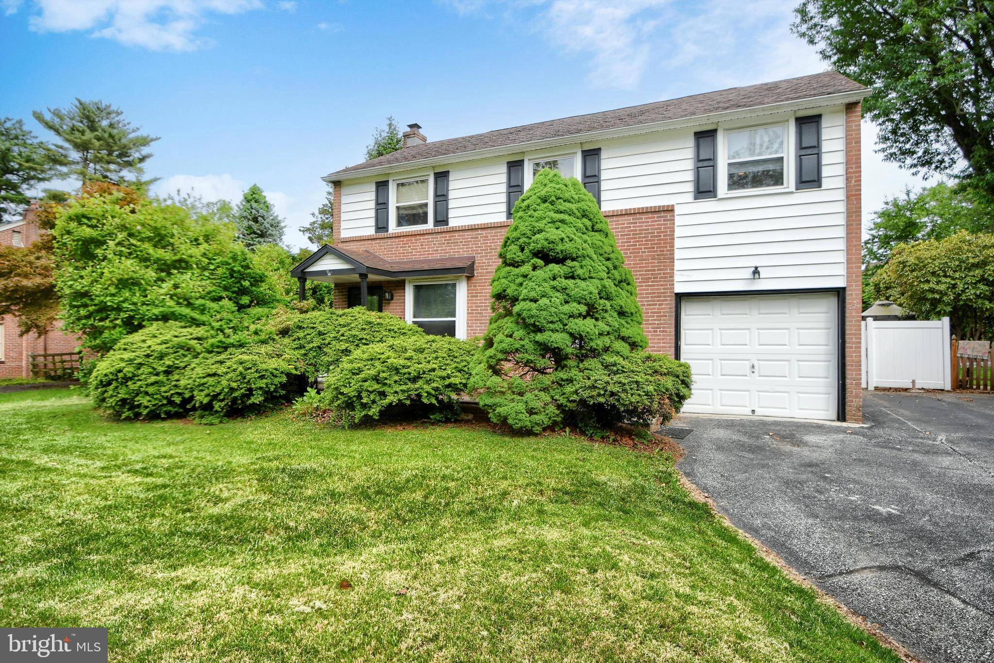 3018 JOSHUA RD,  Lafayette Hill,  PA 19444