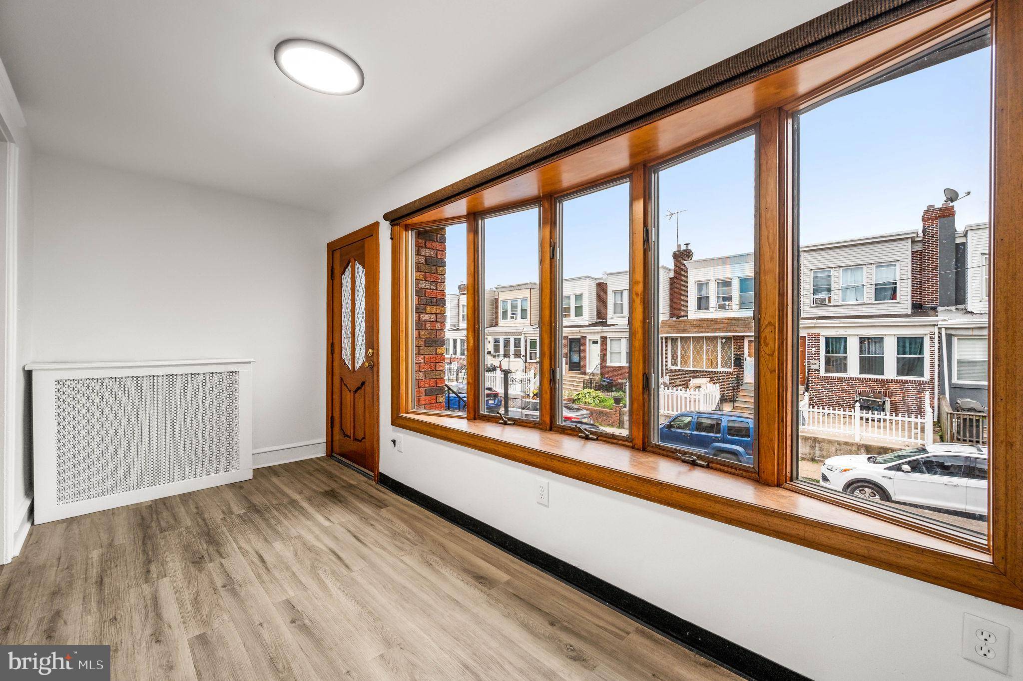 Philadelphia, PA 19142,6735 DOREL ST