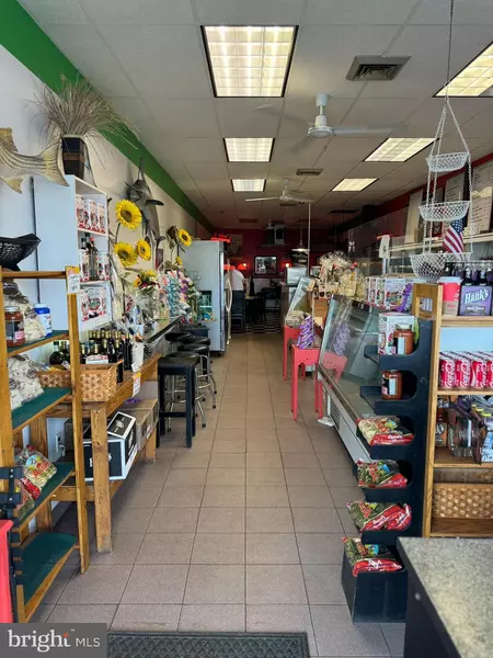 2001 COLLEGE DR #5, Clementon, NJ 08021