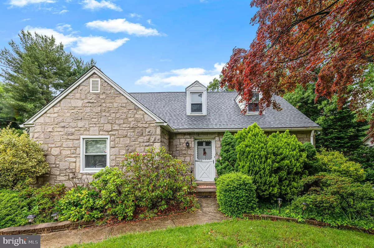 Jenkintown, PA 19046,916 RYDAL RD