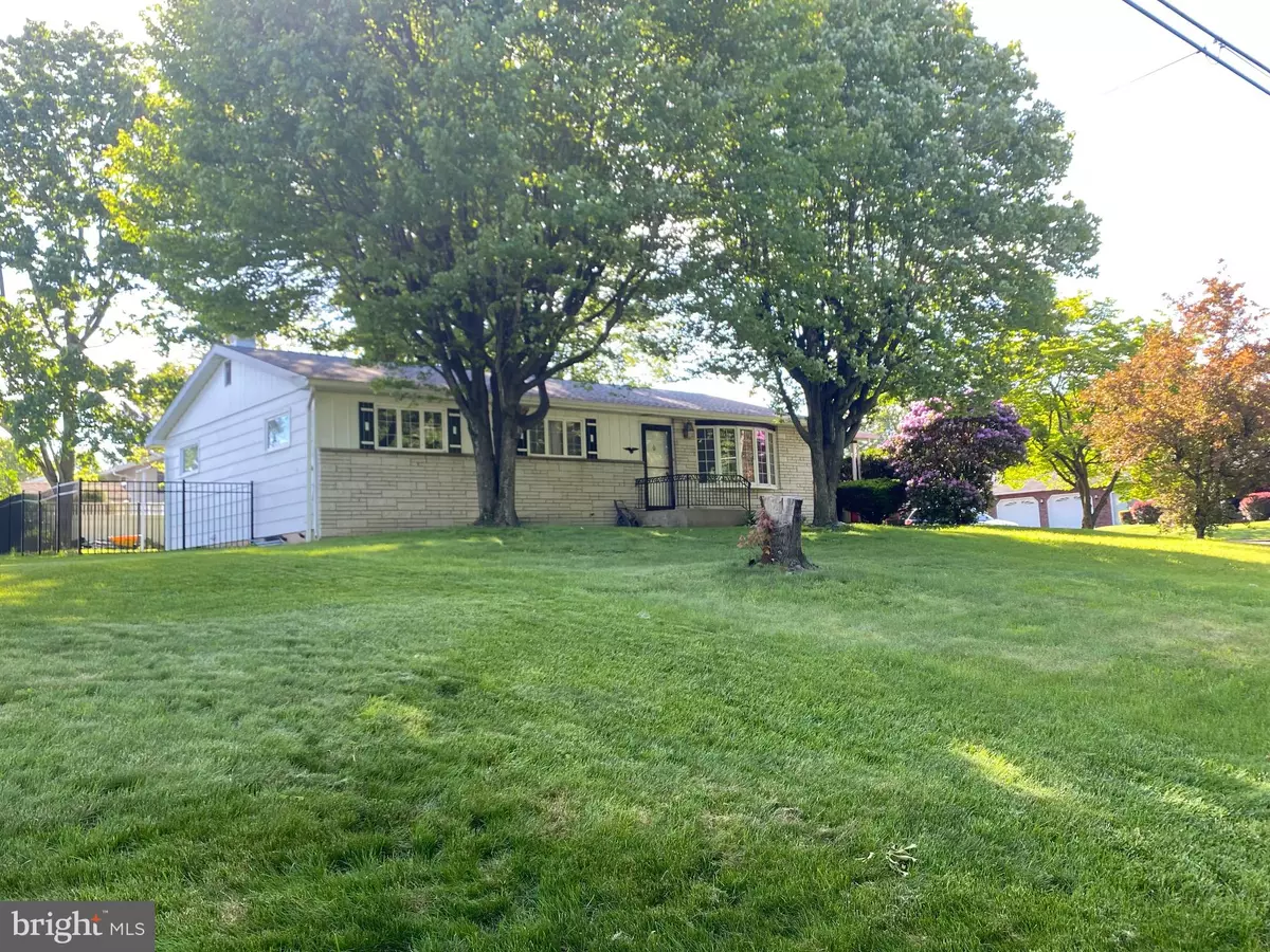 Pottsville, PA 17901,256 BULLS HEAD RD