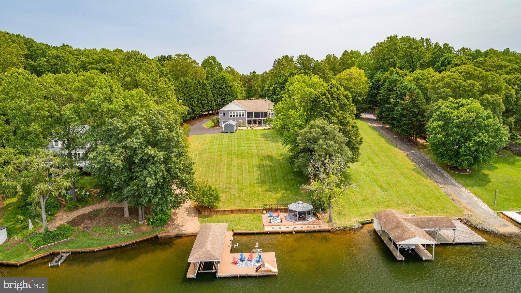565 BUSBEES POINT RD, Bumpass, VA 23024
