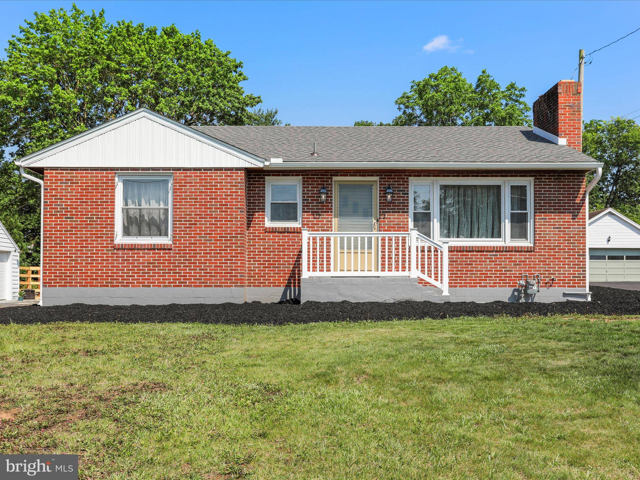 622 S ALLISON STREET, Greencastle, PA 17225